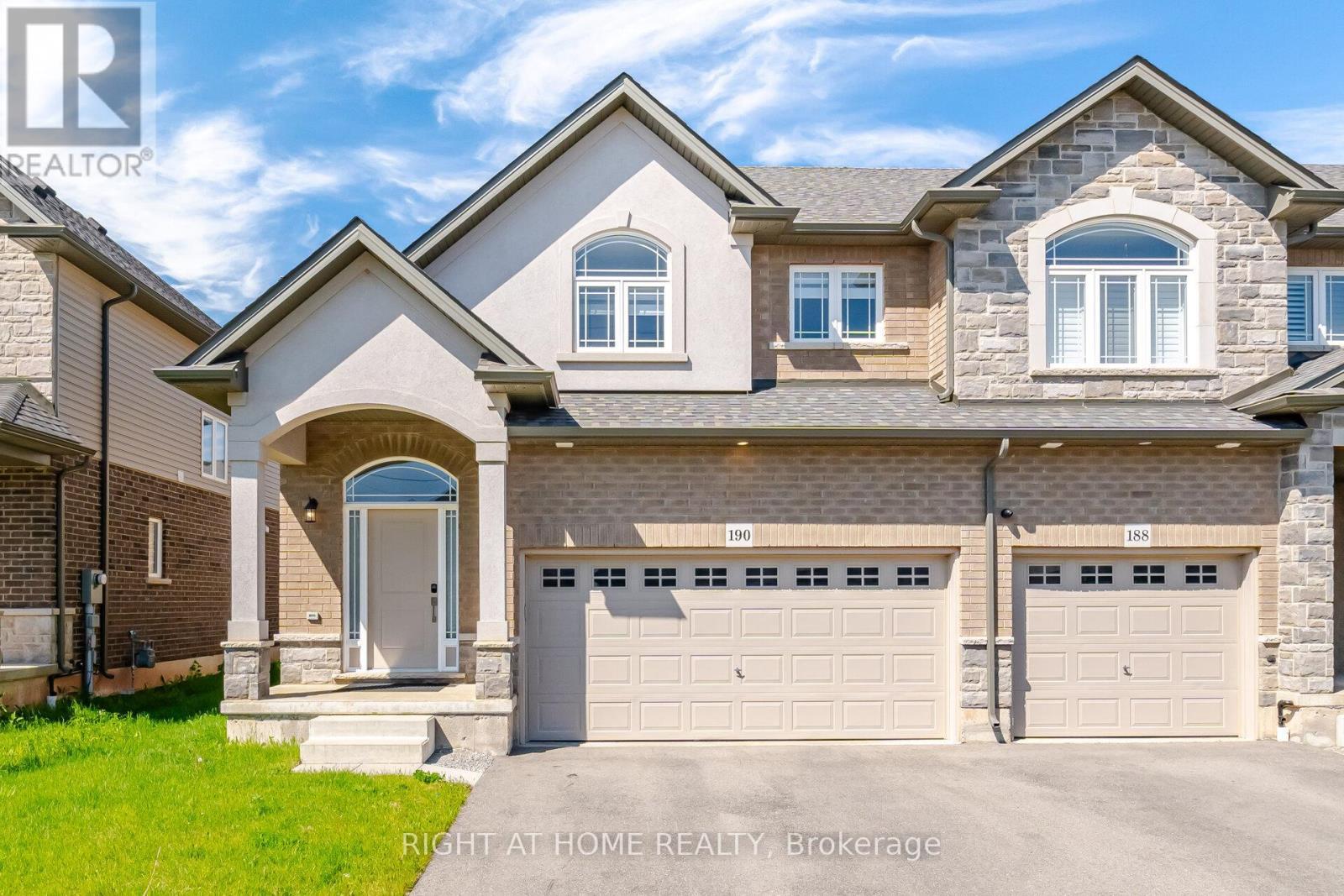 190 Rockledge Drive, Hamilton, ON - Outdoor With Facade