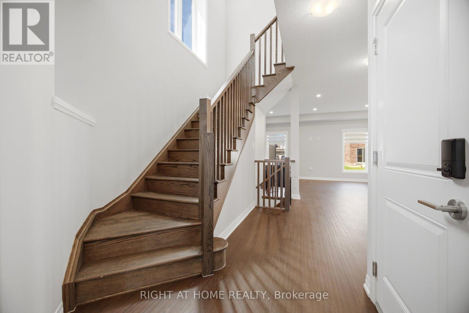 190 Rockledge Drive, Hamilton, ON - Indoor Photo Showing Other Room