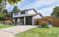8 CULHAM STREET Oakville, ON L6H 1G4