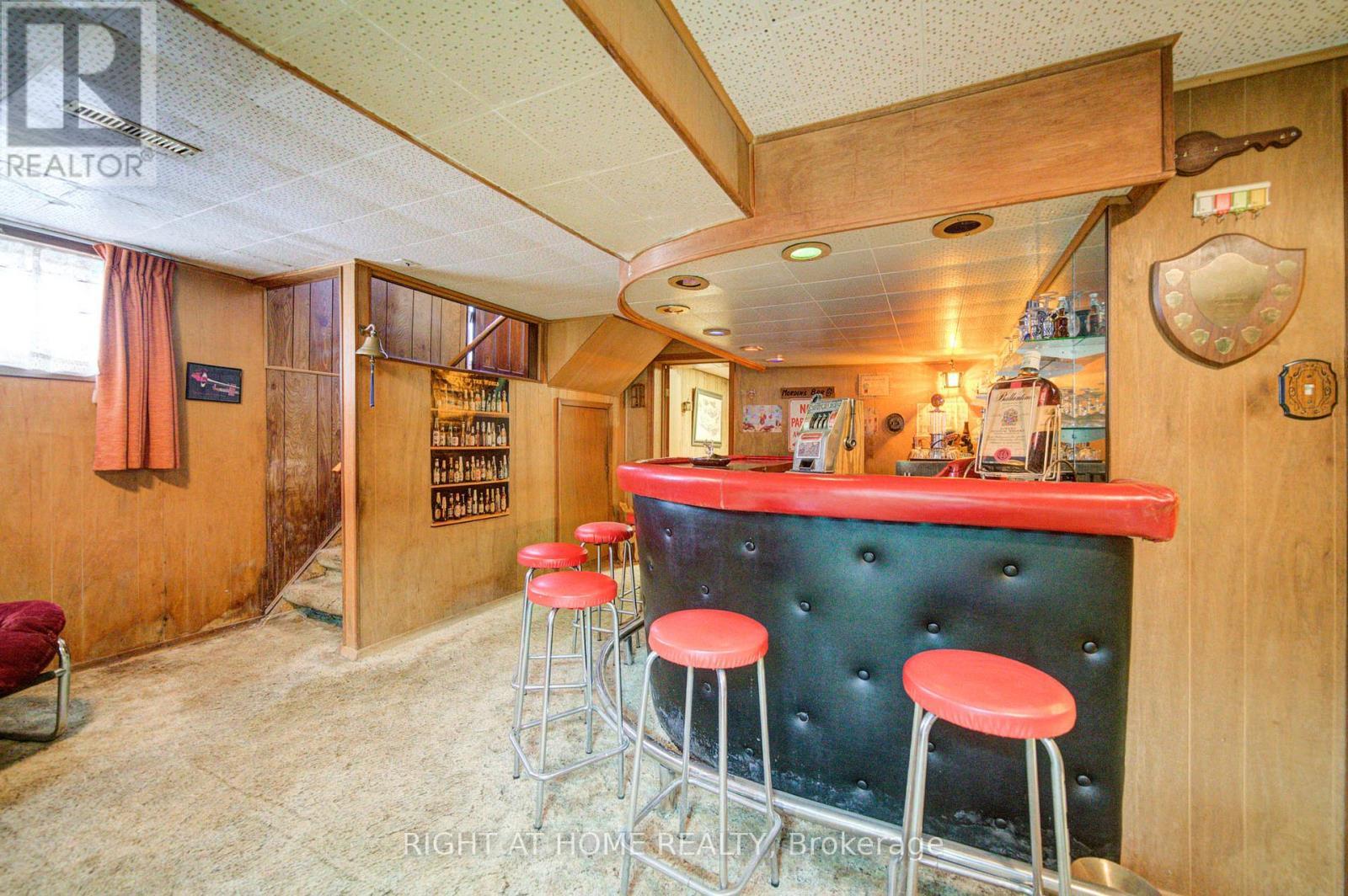 25 Strode Drive, Toronto, ON - Indoor