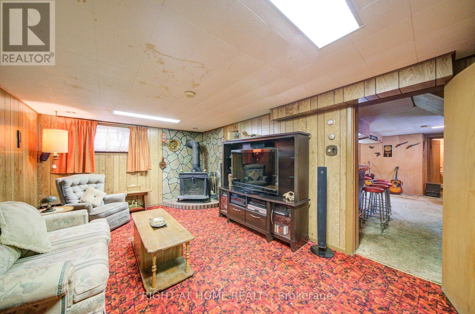 25 Strode Drive, Toronto, ON - Indoor With Fireplace