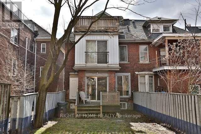 34 Macpherson Avenue, Toronto, ON - Outdoor