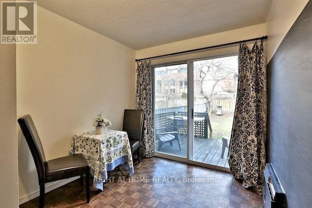 1st Floor Unit Walk-out To Backyard - 34 Macpherson Avenue, Toronto, ON - Indoor Photo Showing Other Room