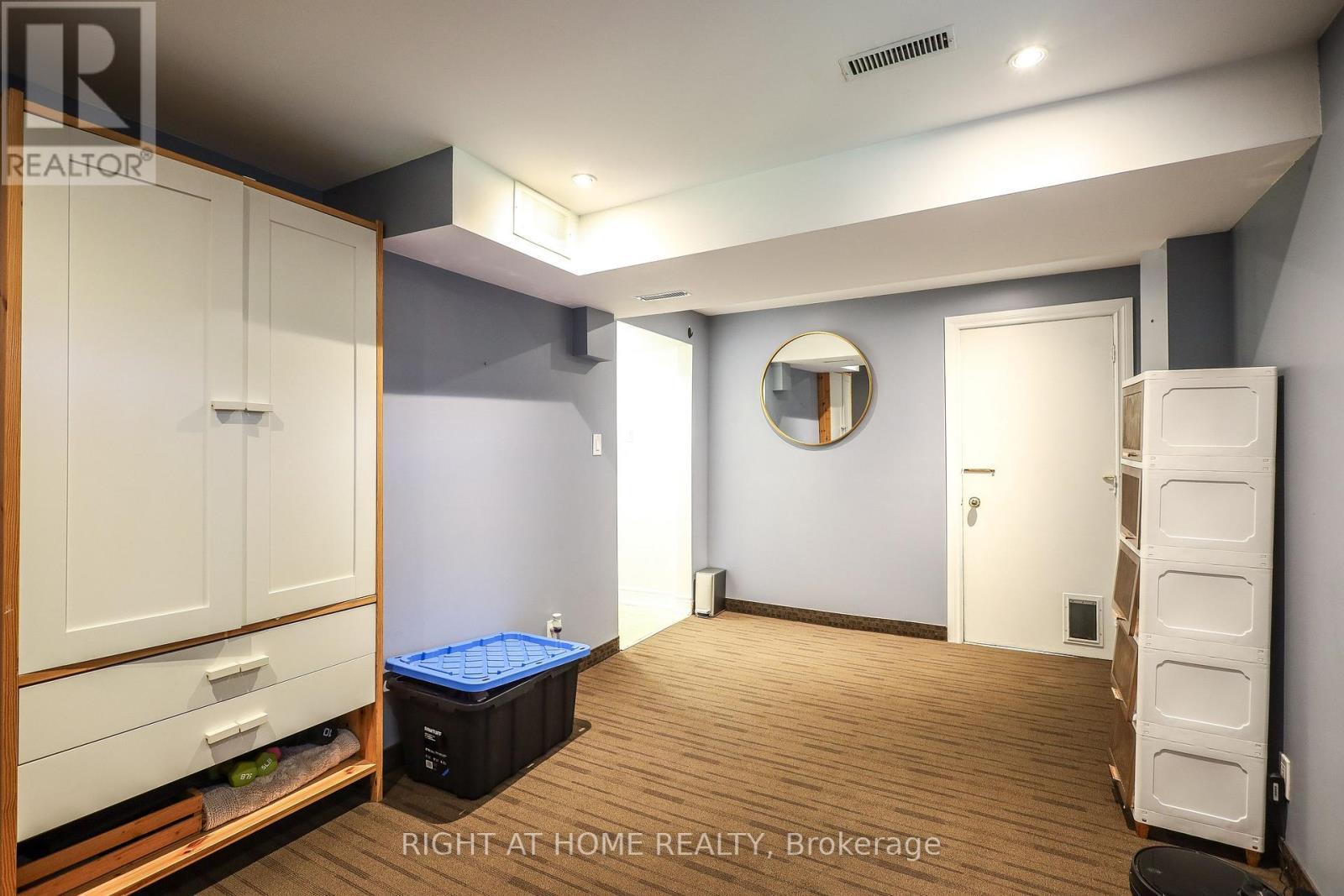 2126 Millway Gate, Mississauga, ON - Indoor Photo Showing Other Room