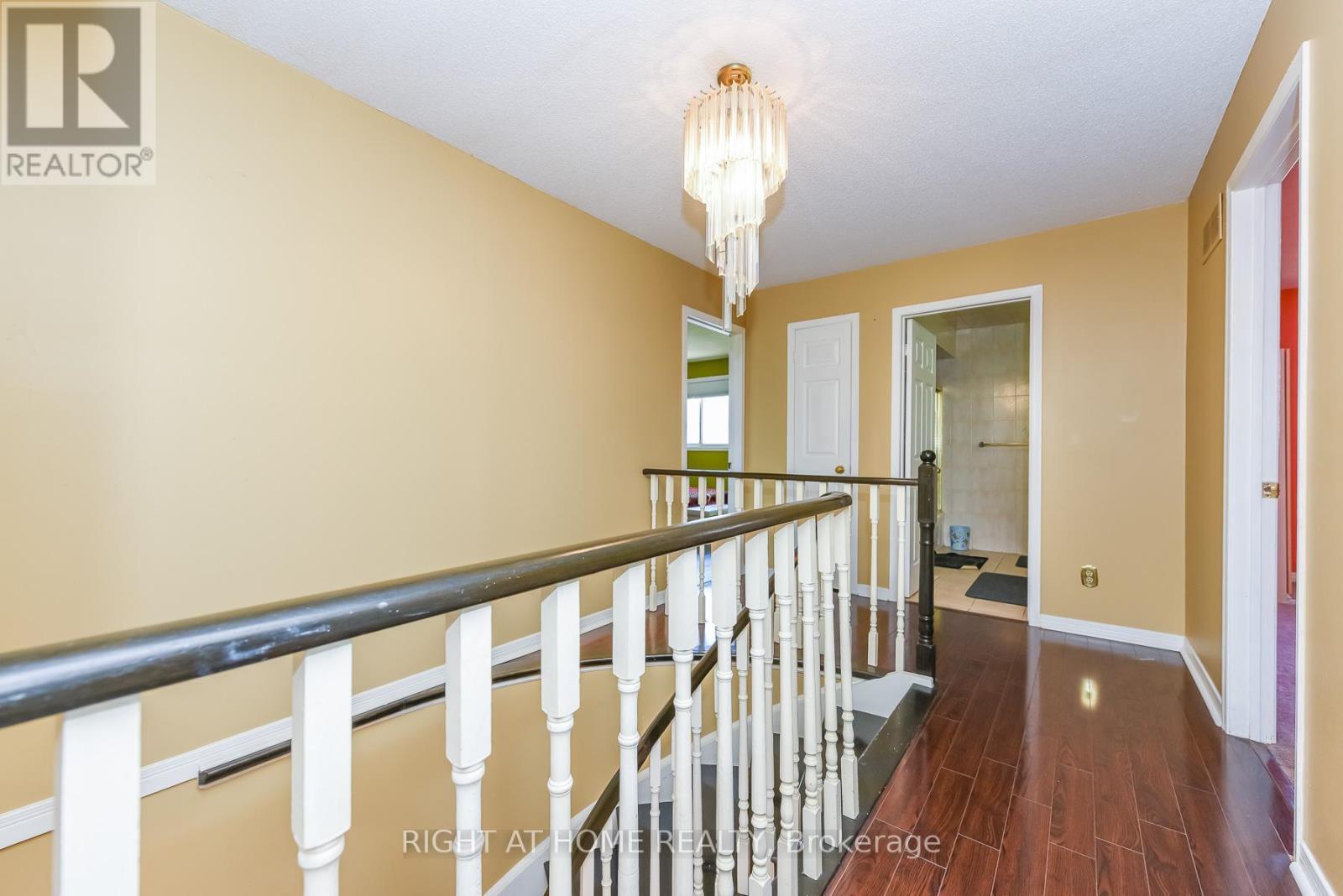 379 Wallenberg Crescent, Mississauga, ON - Indoor Photo Showing Other Room