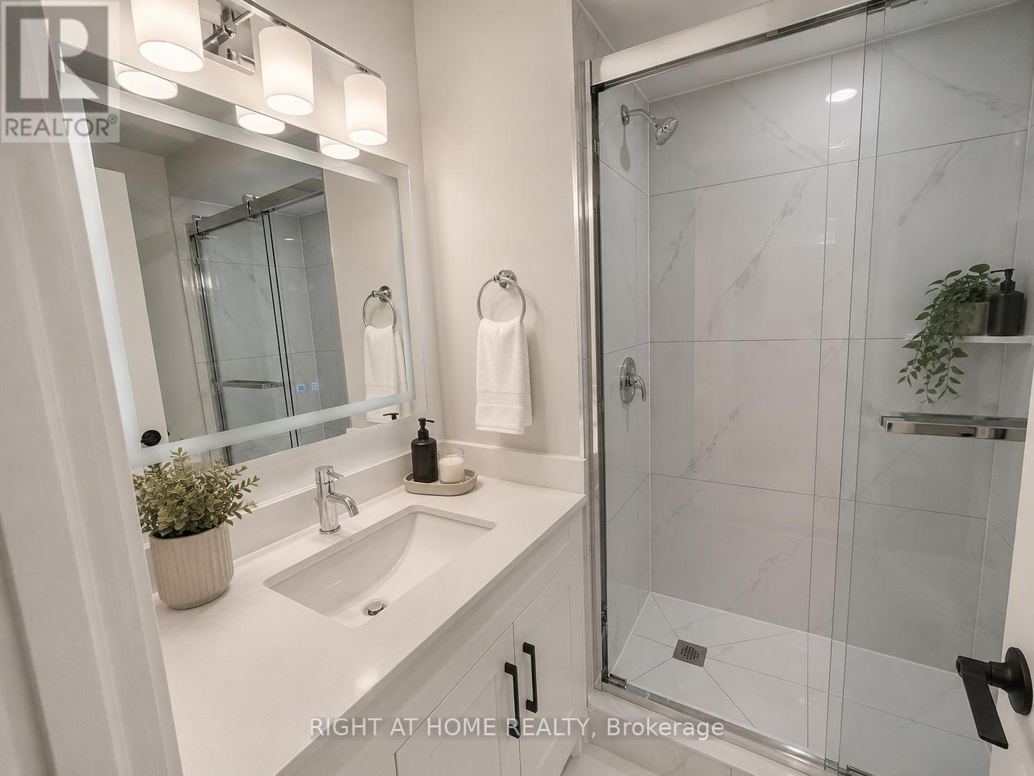 Virtually Staged - 24 - 7 Vale Carse Way, Toronto, ON - Indoor Photo Showing Bathroom