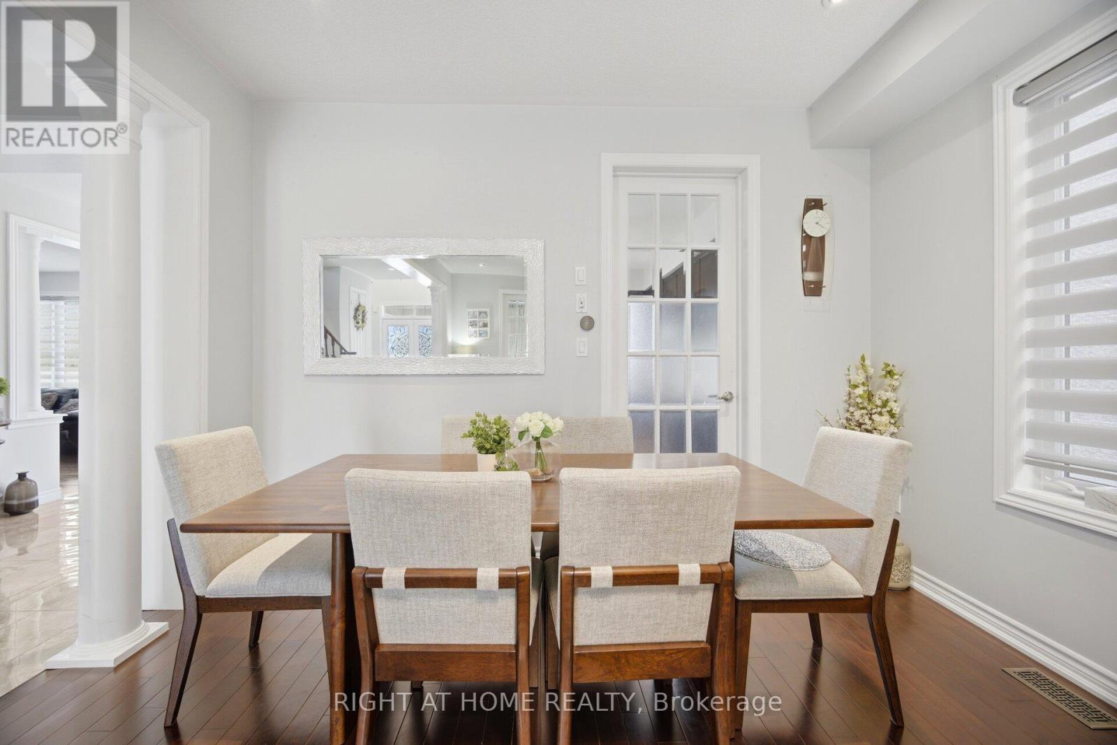 28 Marks Road, Springwater, ON - Indoor Photo Showing Dining Room