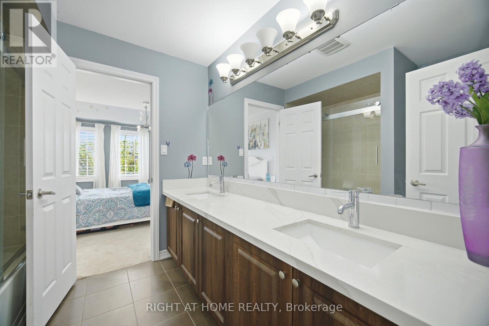 28 Marks Road, Springwater, ON - Indoor Photo Showing Bathroom
