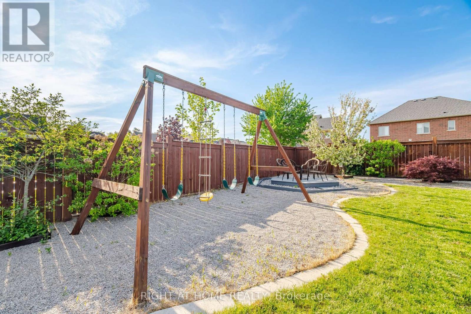 28 Marks Road, Springwater, ON - Outdoor