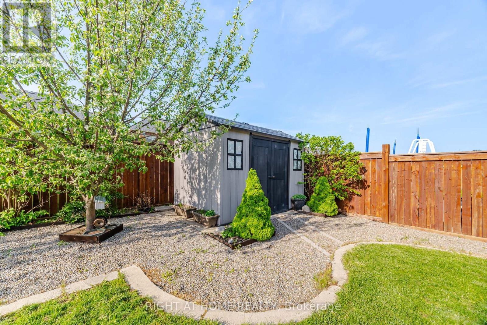28 Marks Road, Springwater, ON - Outdoor