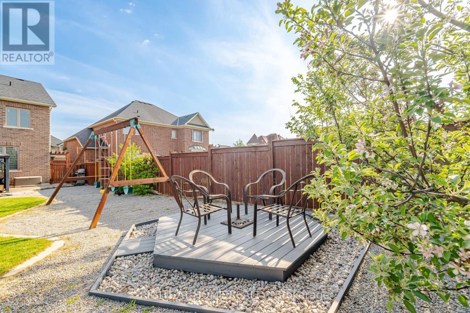 28 Marks Road, Springwater, ON - Outdoor