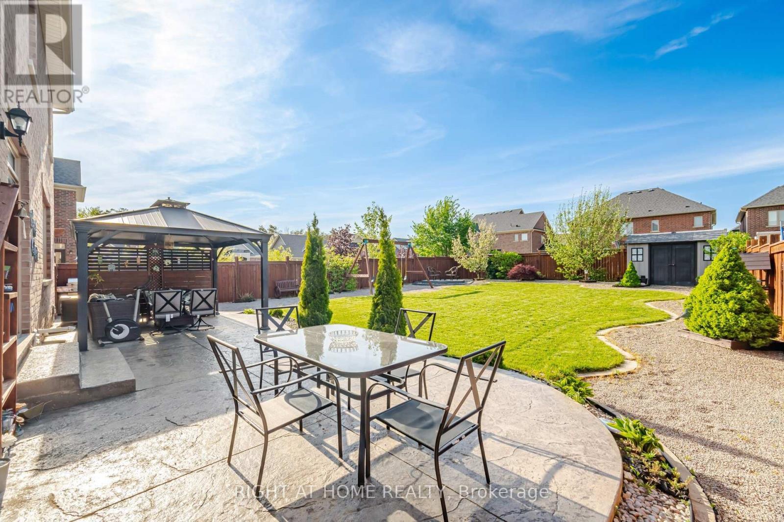 28 Marks Road, Springwater, ON - Outdoor
