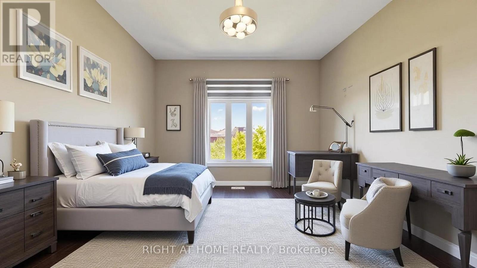 126 Kingsmere Crescent, New Tecumseth, ON - Indoor Photo Showing Bedroom