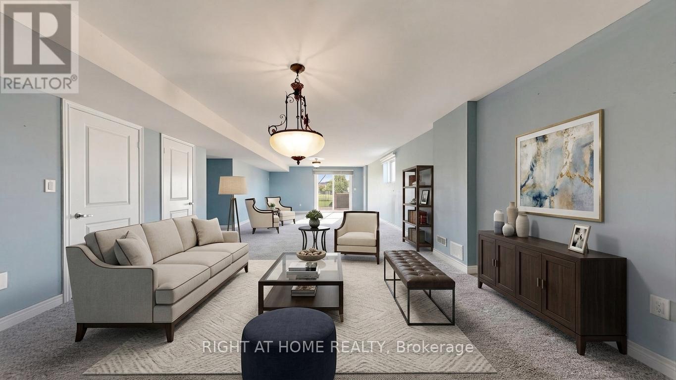 126 Kingsmere Crescent, New Tecumseth, ON - Indoor Photo Showing Living Room