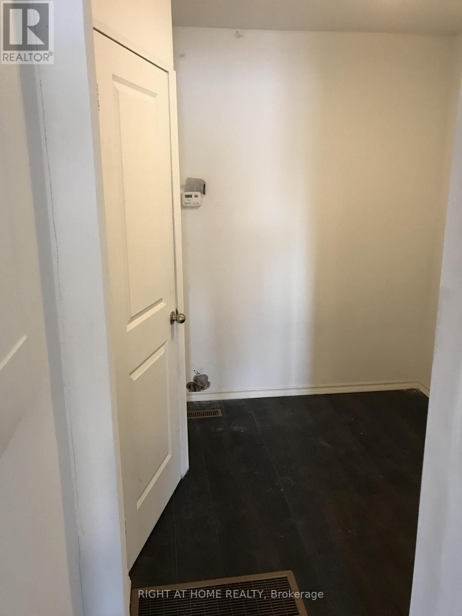 104 Danforth Road, Toronto, ON - Indoor Photo Showing Other Room