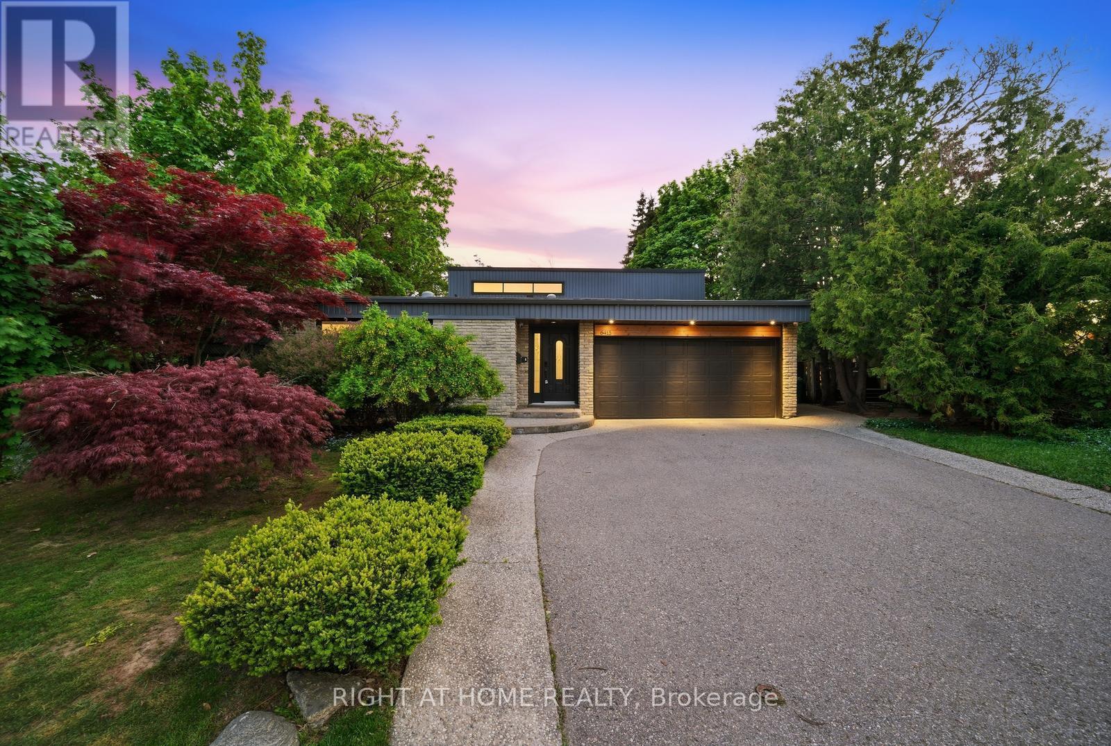 6415 Dunray Court, Mississauga, ON - Outdoor
