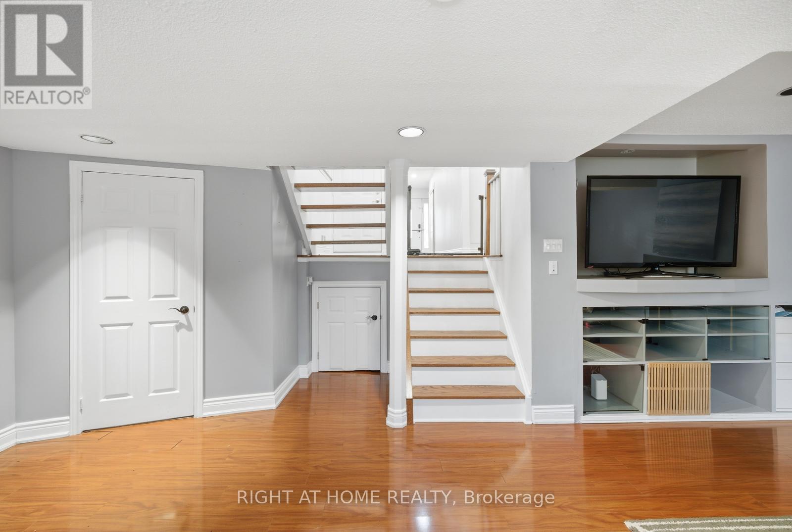 6415 Dunray Court, Mississauga, ON - Indoor Photo Showing Other Room