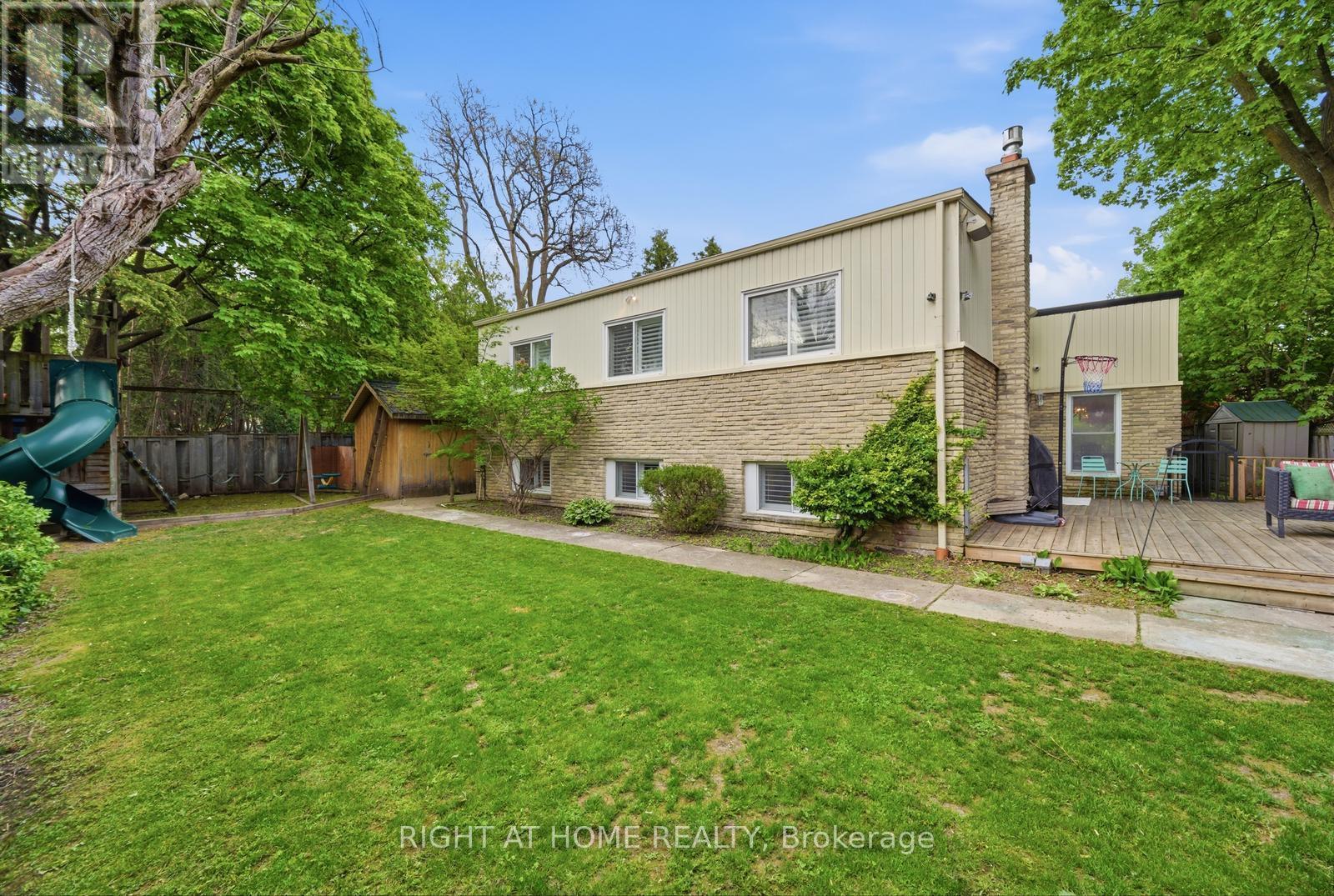 6415 Dunray Court, Mississauga, ON - Outdoor