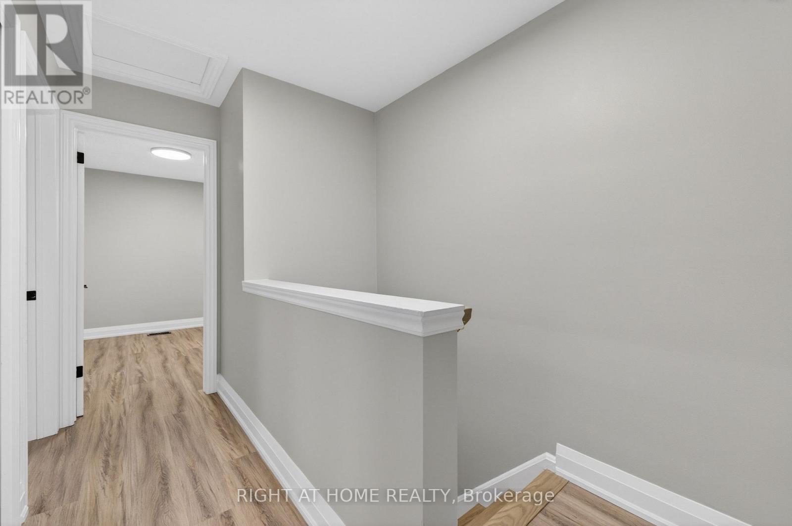 65 Woodman Drive S, Hamilton, ON - Indoor Photo Showing Other Room
