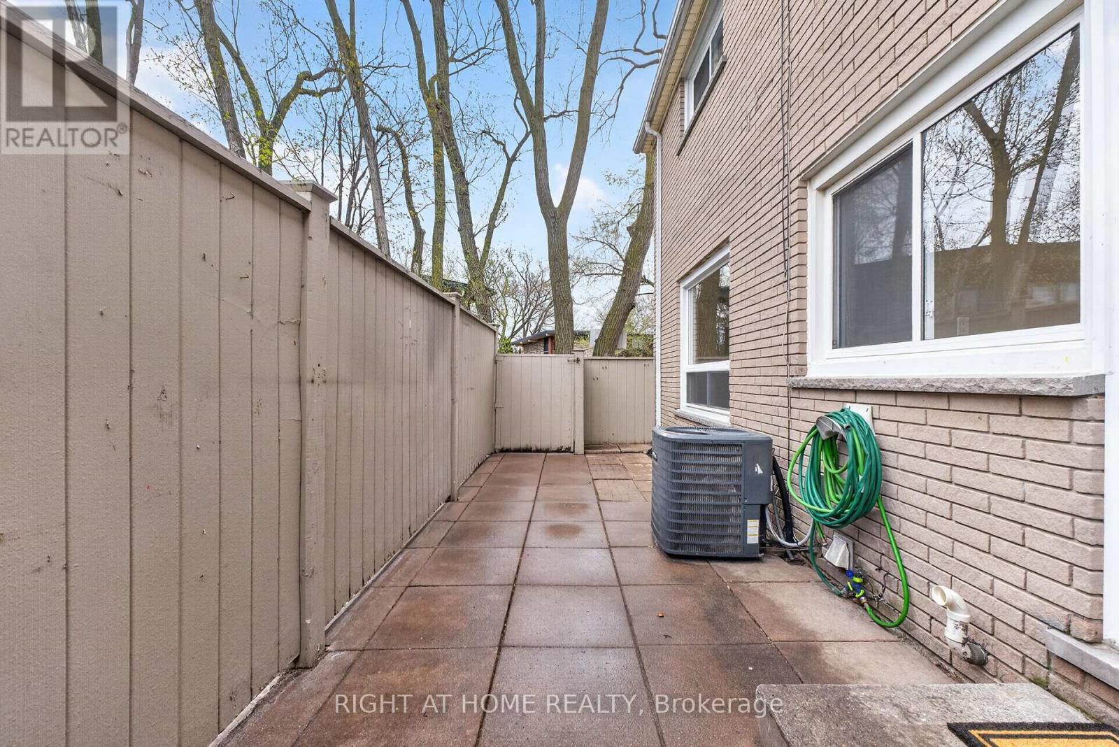 65 Woodman Drive S, Hamilton, ON - Outdoor With Exterior