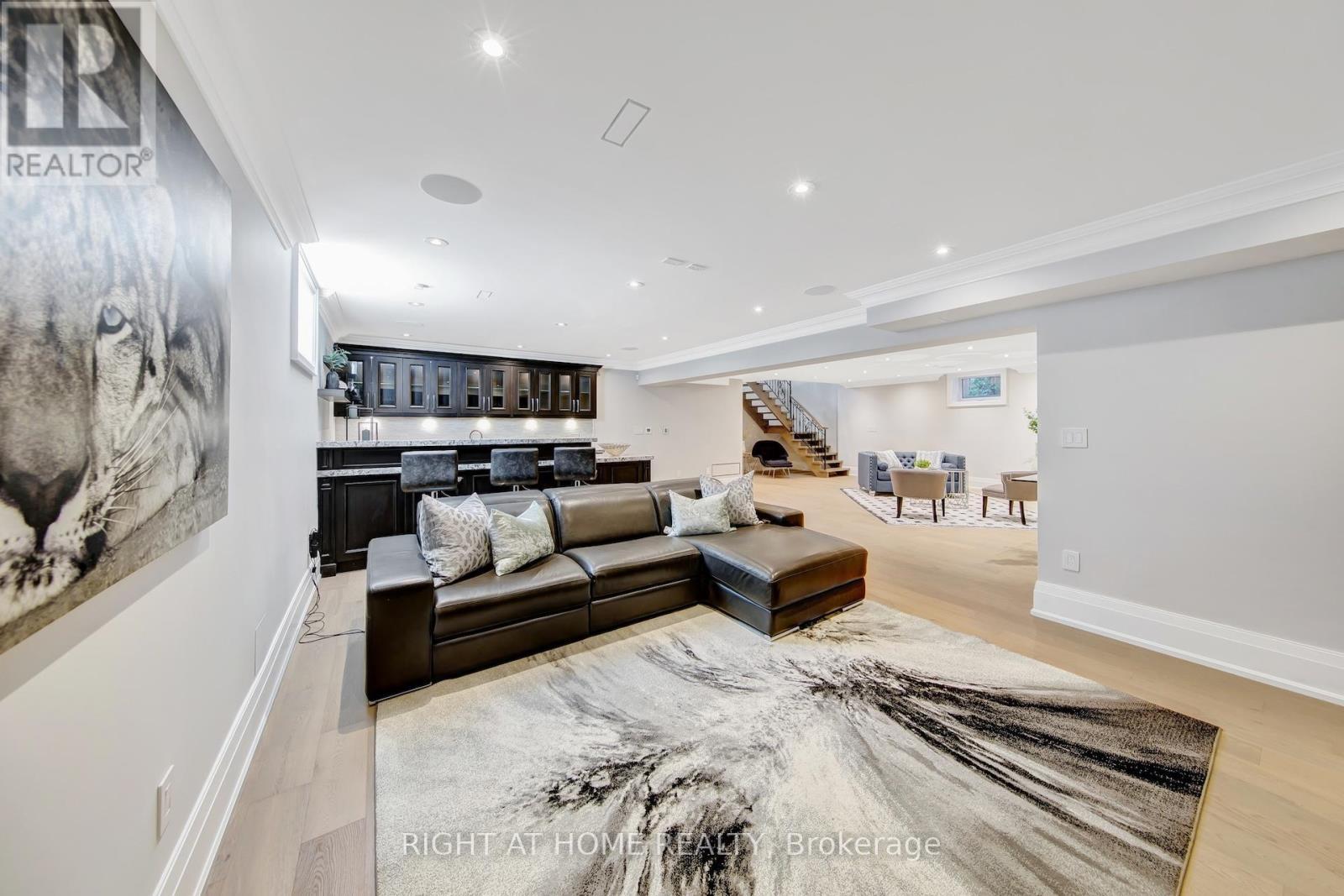 484 Avonwood Drive, Mississauga, ON - Indoor Photo Showing Other Room