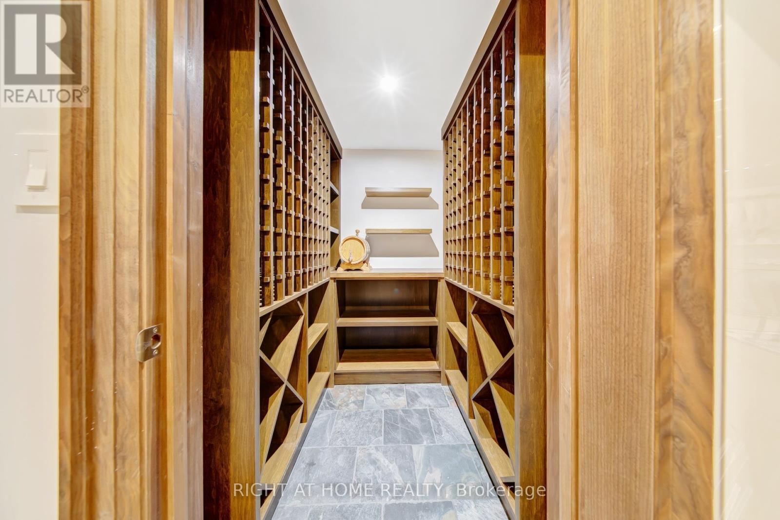 484 Avonwood Drive, Mississauga, ON - Indoor Photo Showing Other Room