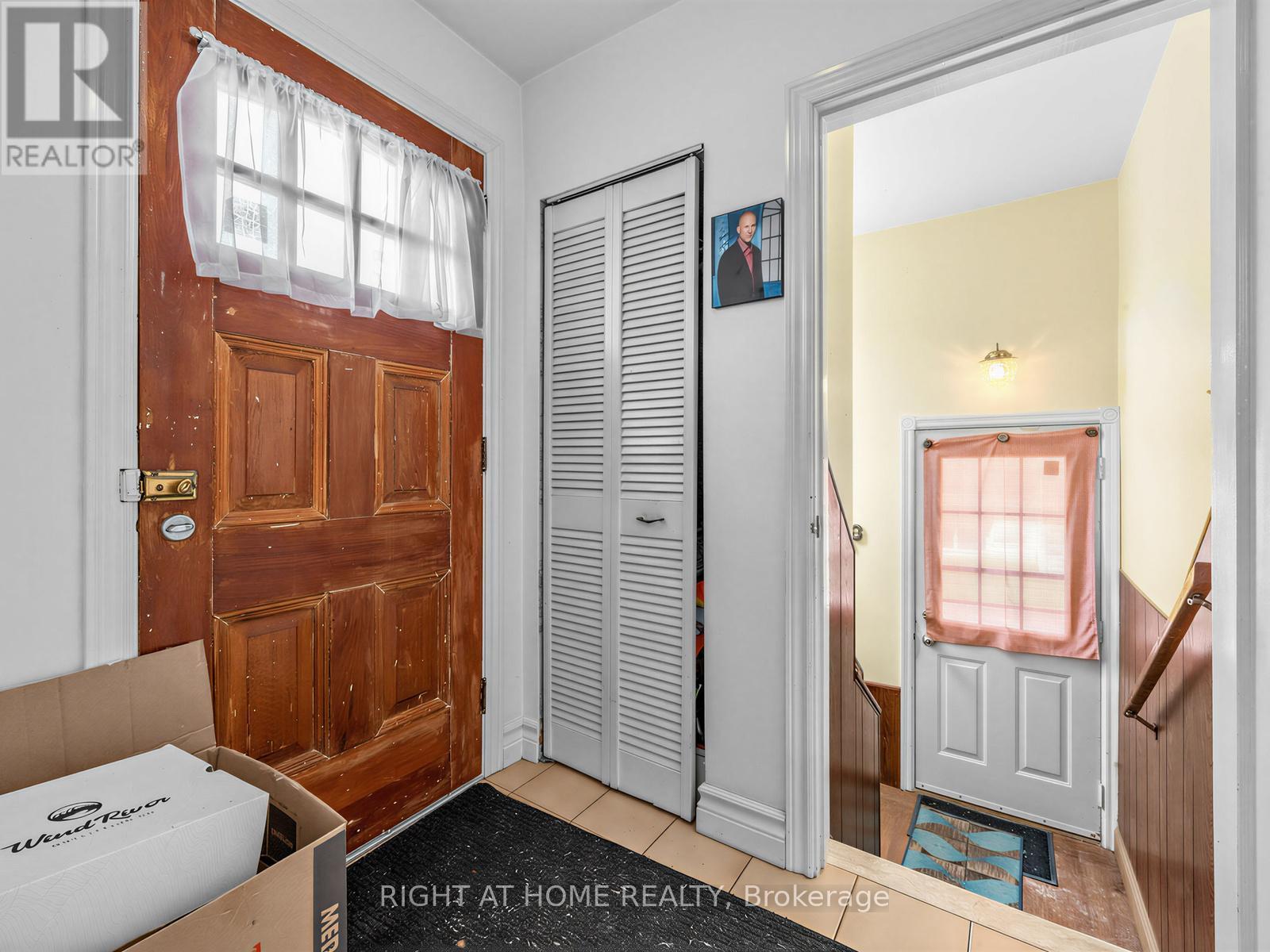 524 Colborne Street E, Oshawa, ON - Indoor Photo Showing Other Room