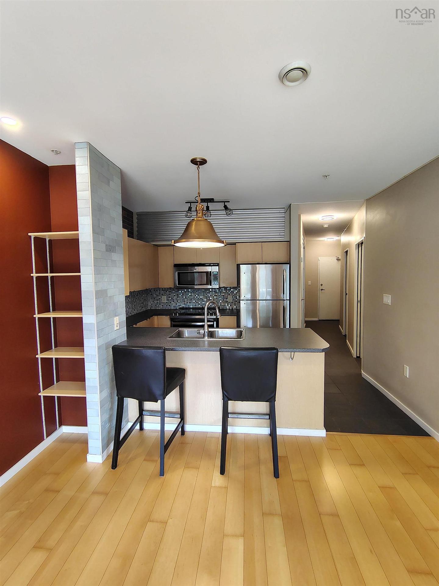 412 5221 Nora Bernard Street, Halifax, NS - Indoor Photo Showing Kitchen With Stainless Steel Kitchen With Double Sink