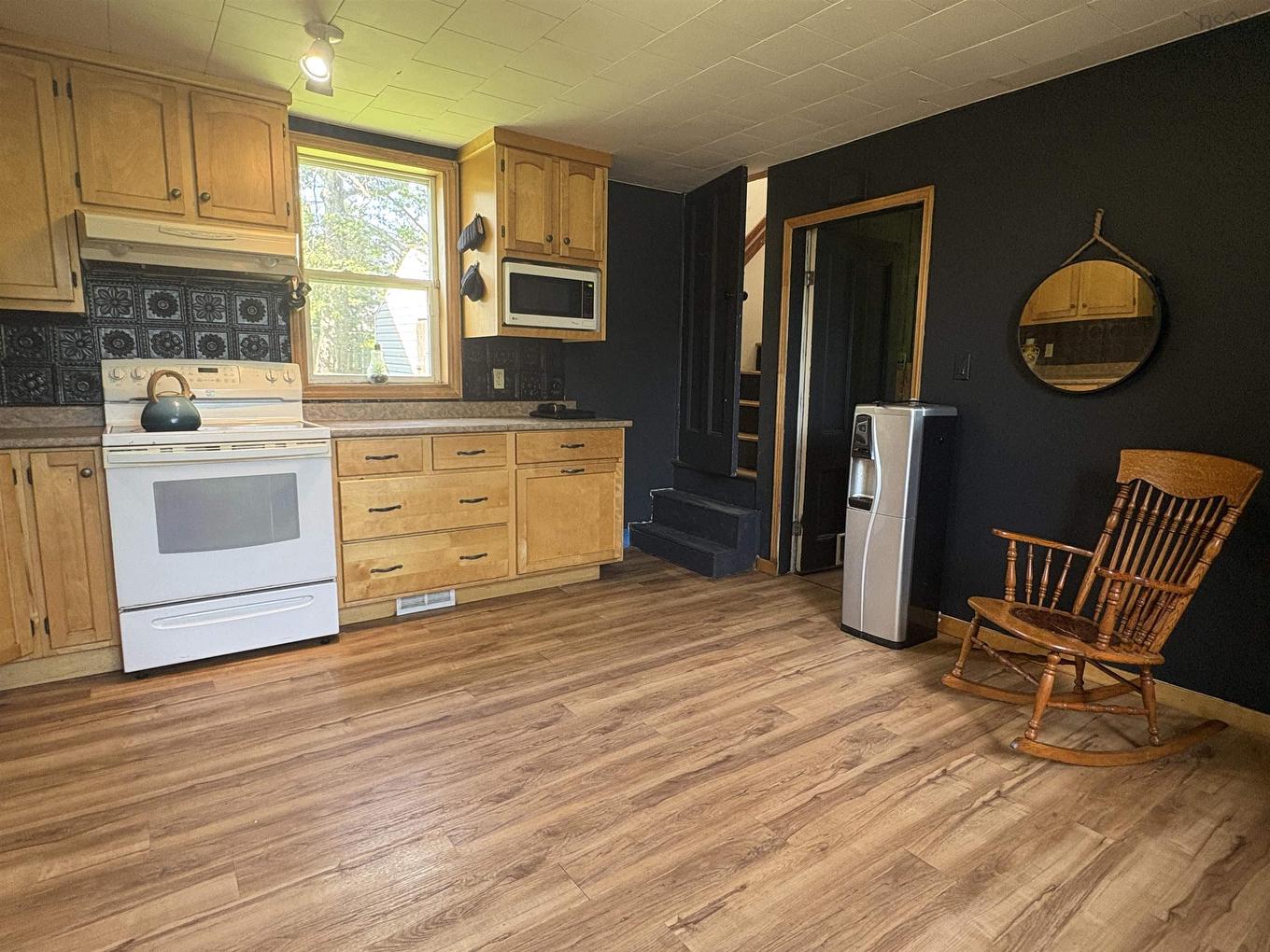 130 Mackay Street, Stellarton, NS - Indoor Photo Showing Kitchen