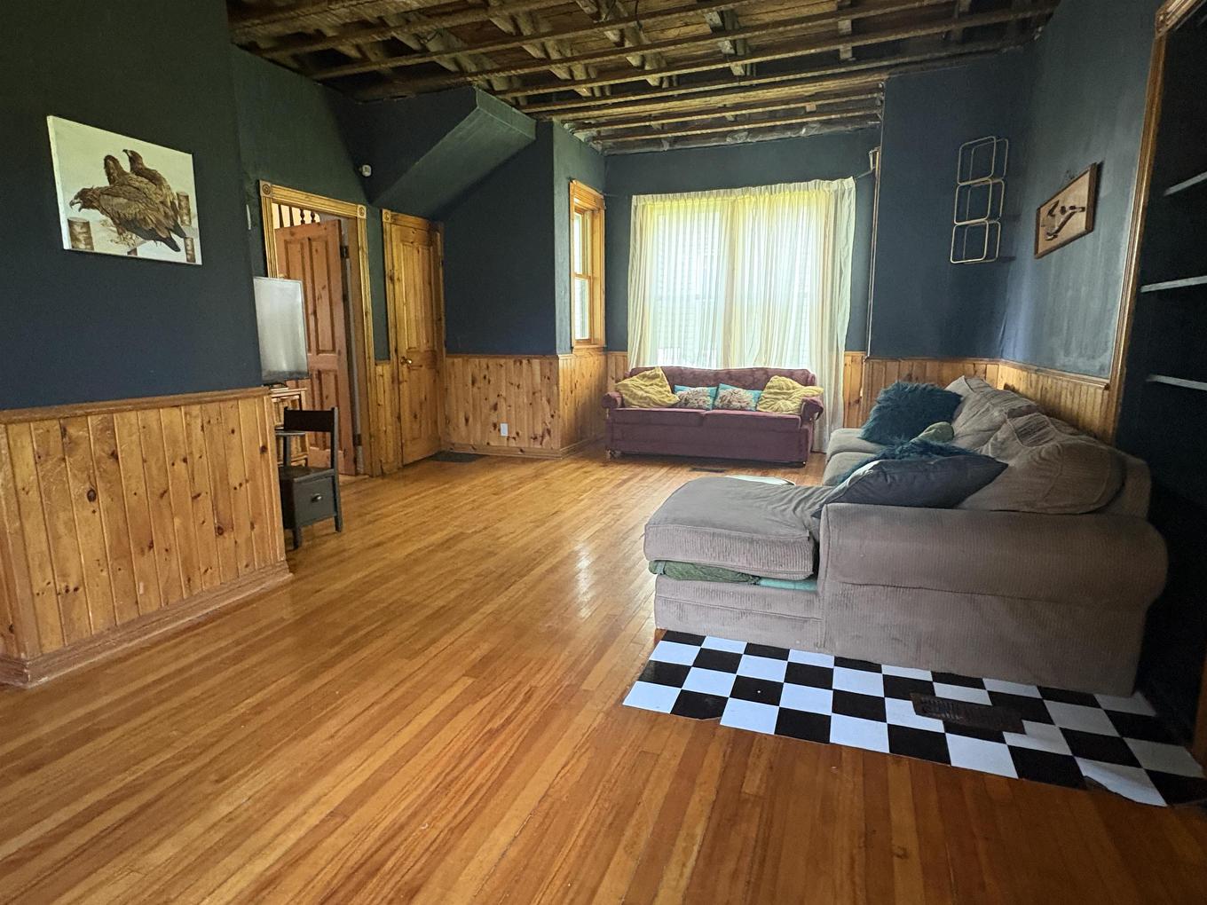 130 Mackay Street, Stellarton, NS - Indoor