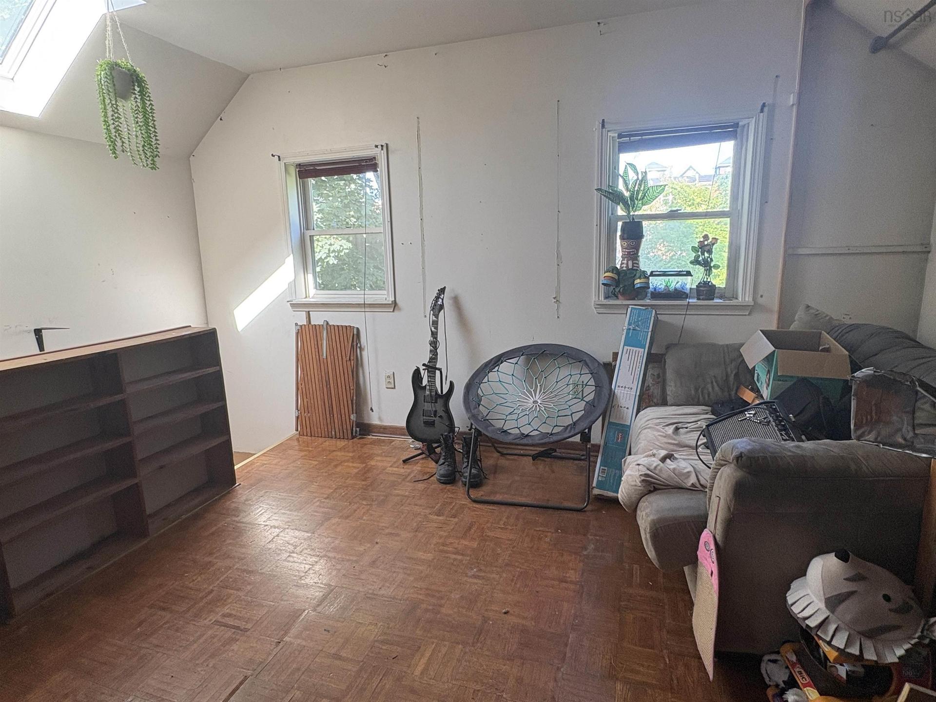 130 Mackay Street, Stellarton, NS - Indoor