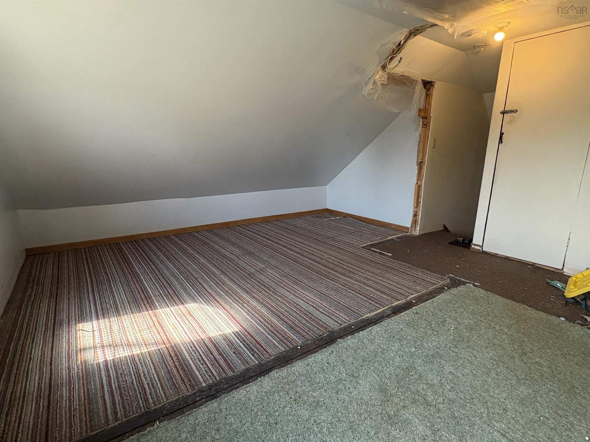 130 Mackay Street, Stellarton, NS - Indoor Photo Showing Other Room