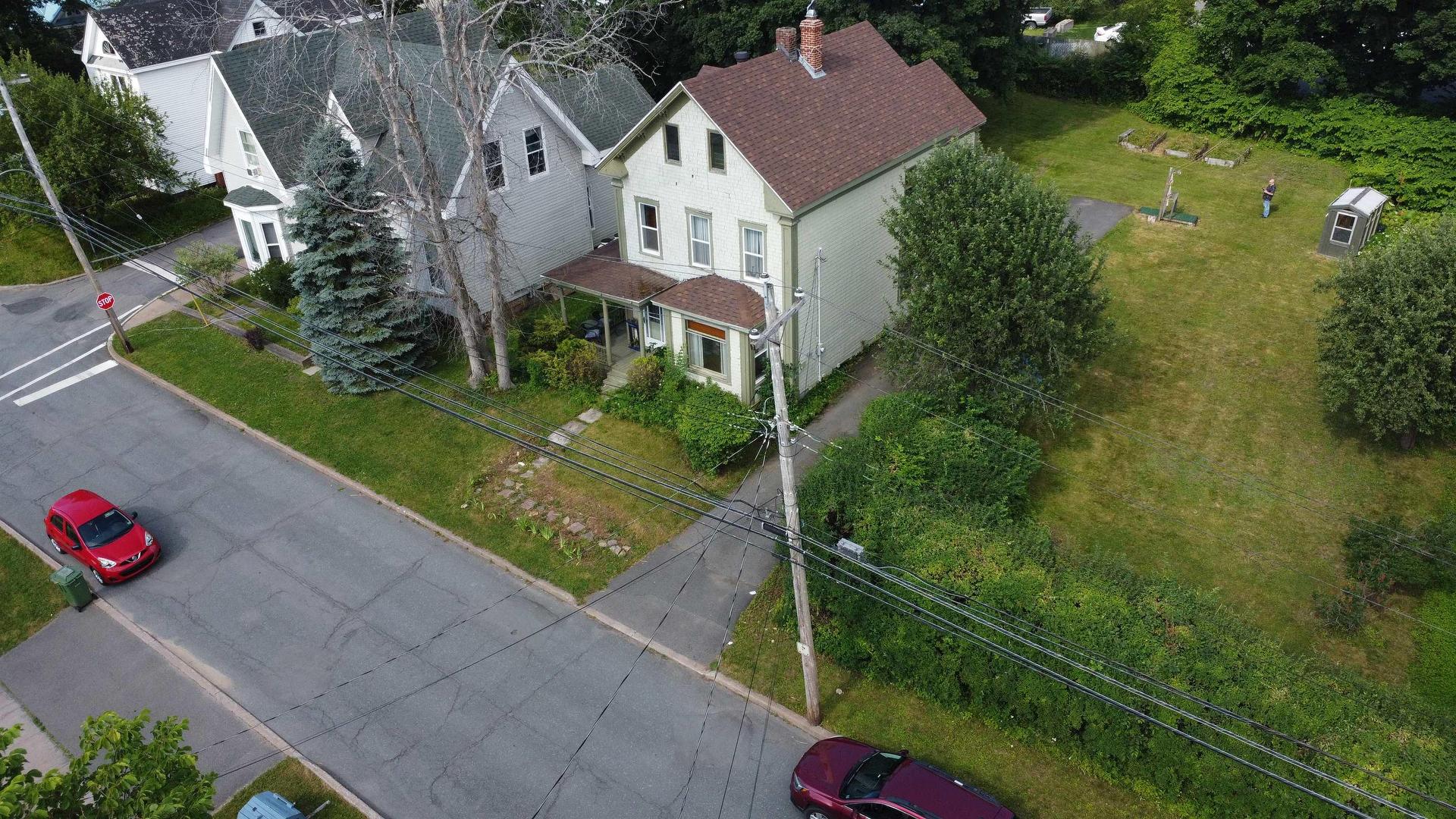 130 Mackay Street, Stellarton, NS - Outdoor