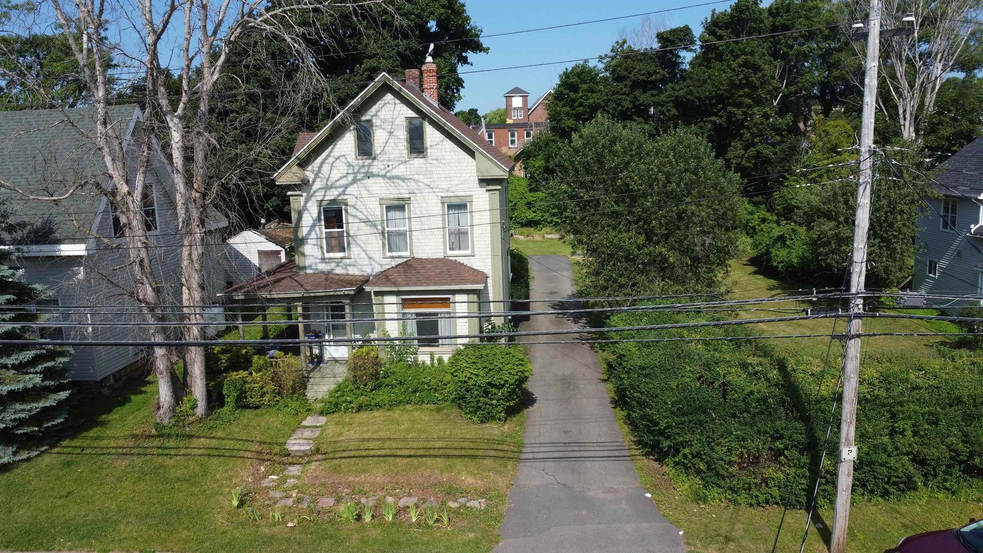 130 Mackay Street, Stellarton, NS - Outdoor