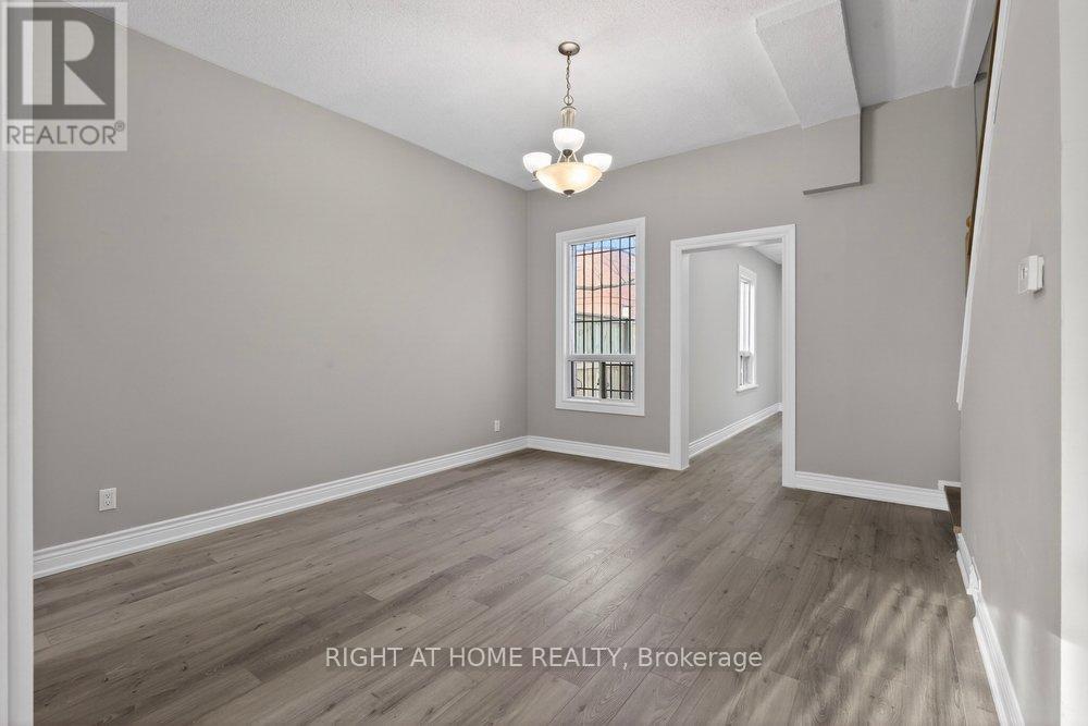 141 Ray Street N, Hamilton, ON - Indoor Photo Showing Other Room