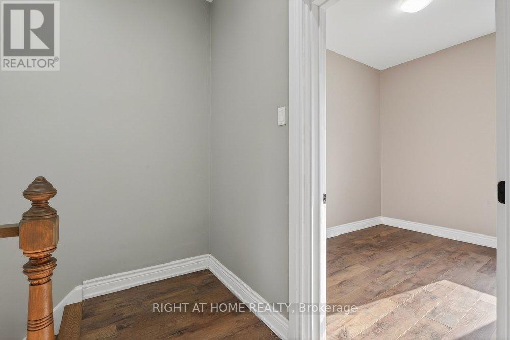 141 Ray Street N, Hamilton, ON - Indoor Photo Showing Other Room
