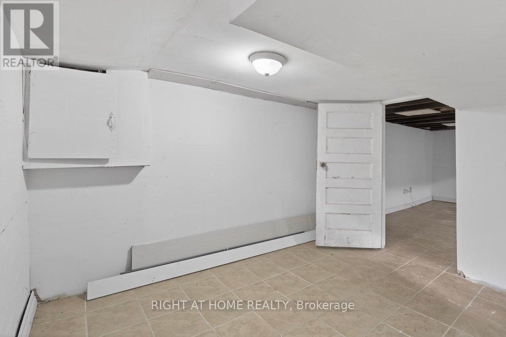 141 Ray Street N, Hamilton, ON - Photo Showing Other Room