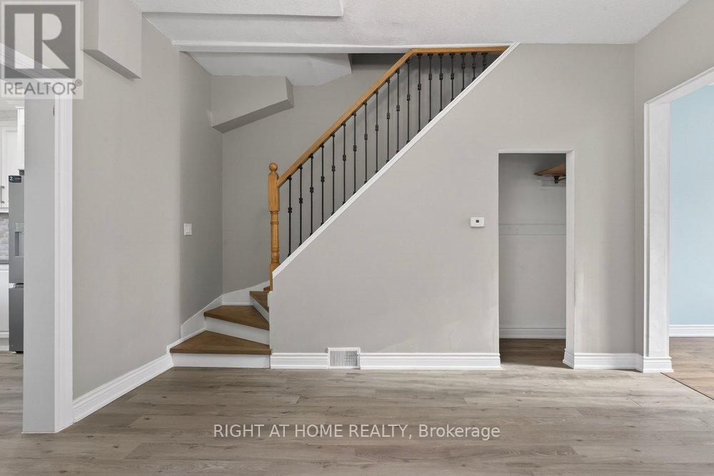 141 Ray Street N, Hamilton, ON - Indoor Photo Showing Other Room