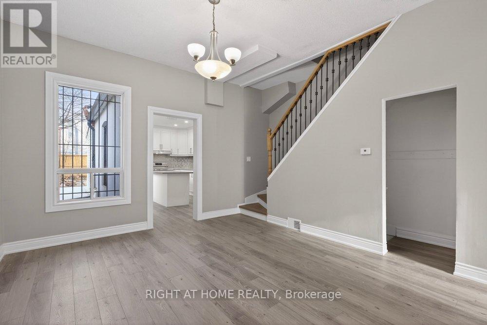 141 Ray Street N, Hamilton, ON - Indoor Photo Showing Other Room