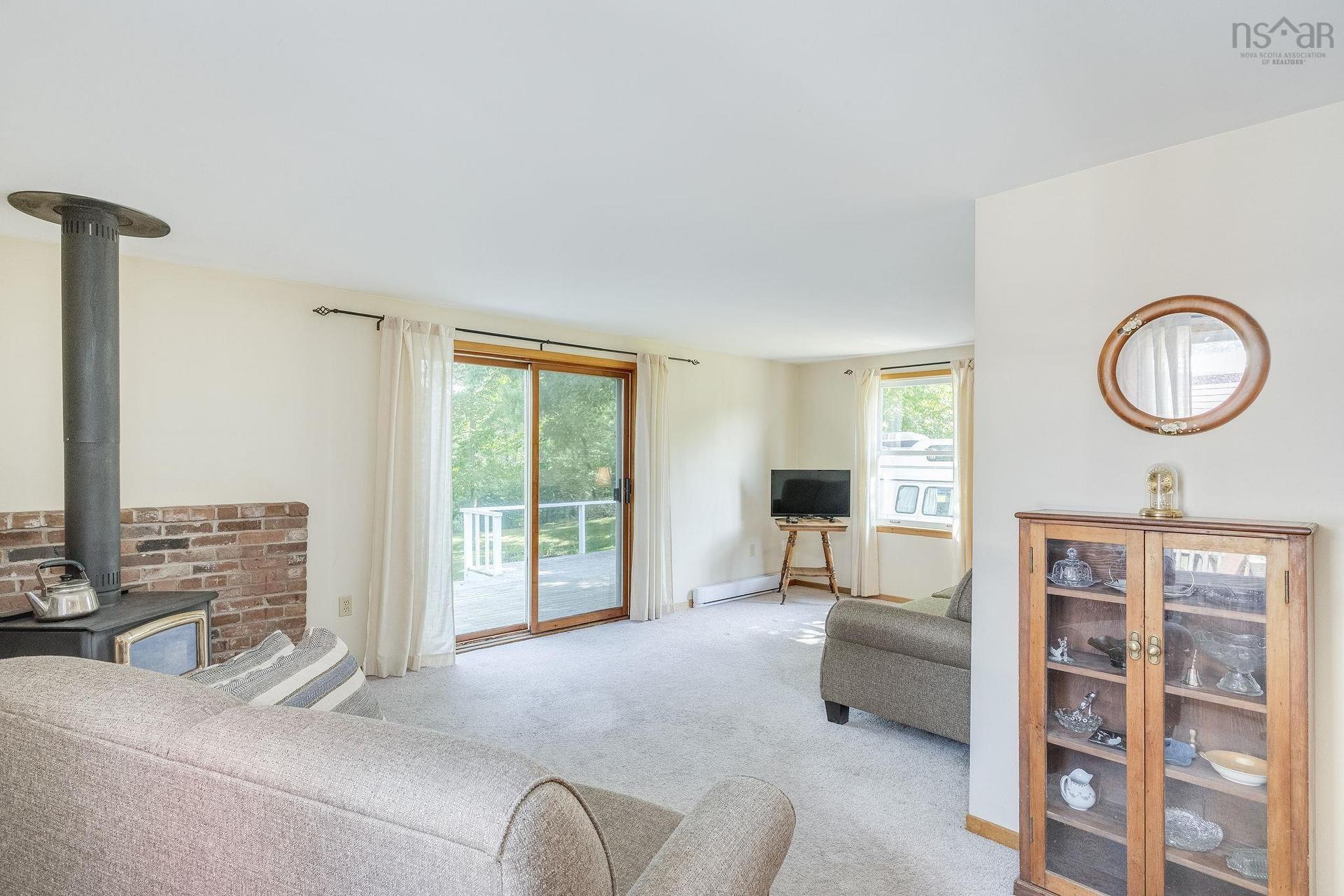 603 Sutherland Terrace, Kentville, NS - Indoor With Fireplace