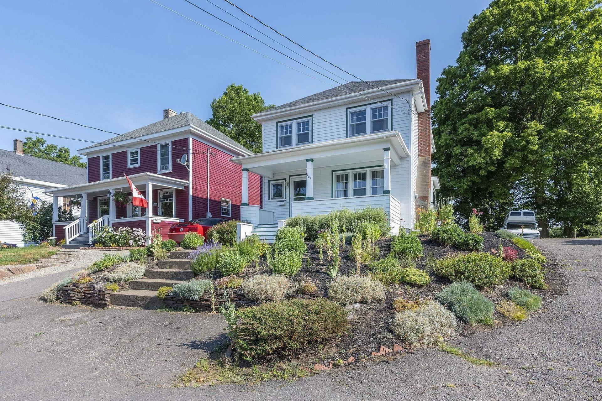 603 Sutherland Terrace, Kentville, NS - Outdoor With Deck Patio Veranda With Facade