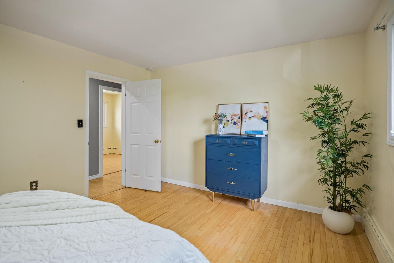 131 Nassau Street, Charlottetown, PE - Indoor Photo Showing Bedroom