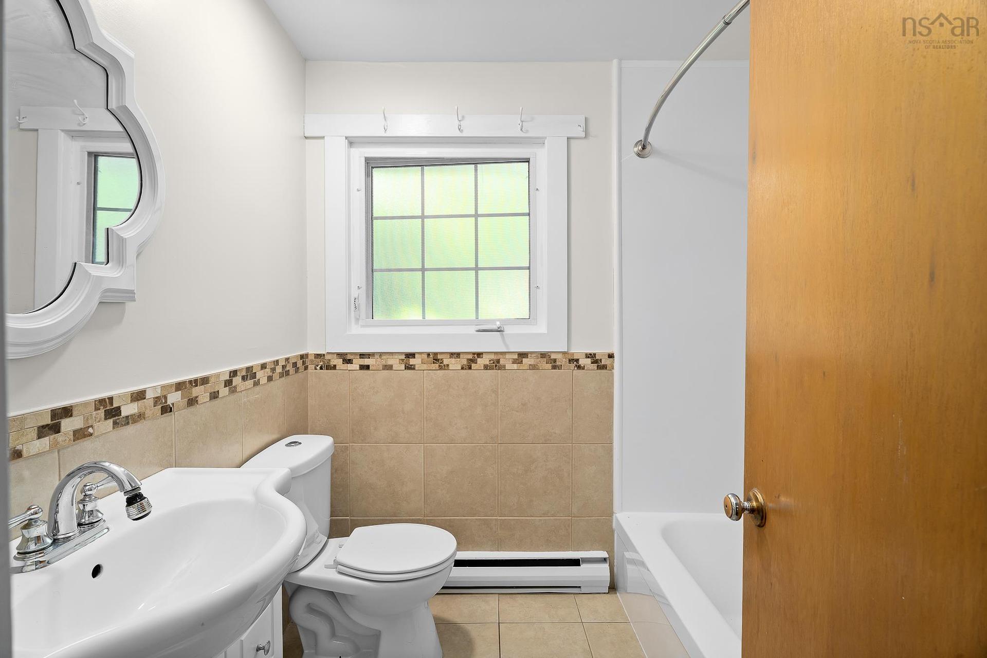 241 & 239 Lockview Road, Fall River, NS