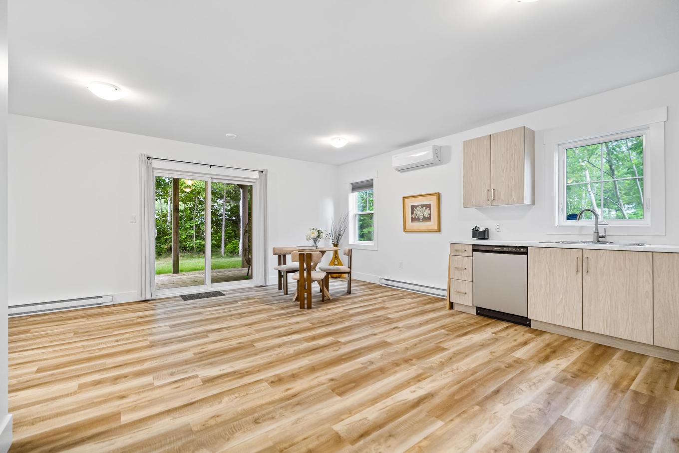 74 England Circle, Charlottetown, PE - Indoor