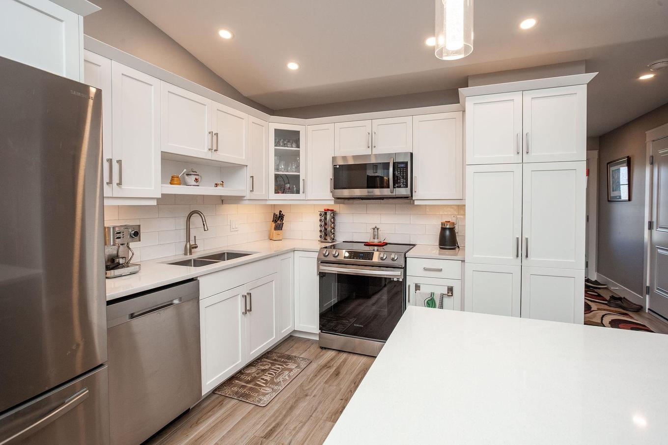 42 Beech Hill Avenue, Charlottetown, PE - Indoor Photo Showing Kitchen With Double Sink