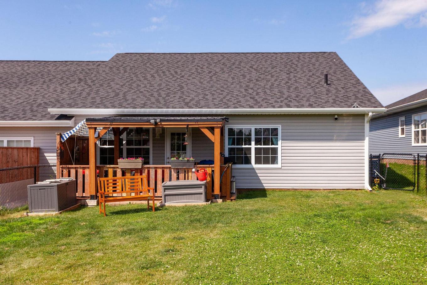 42 Beech Hill Avenue, Charlottetown, PE - Outdoor
