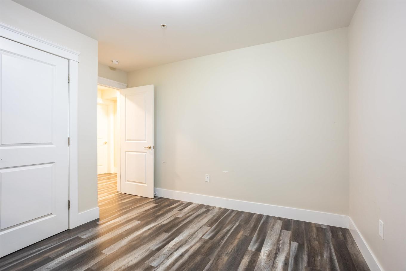 105 29 Stratford Road, Stratford, PE - Indoor Photo Showing Other Room