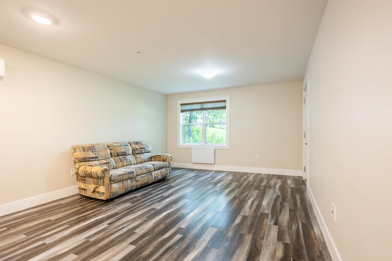 105 29 Stratford Road, Stratford, PE - Indoor