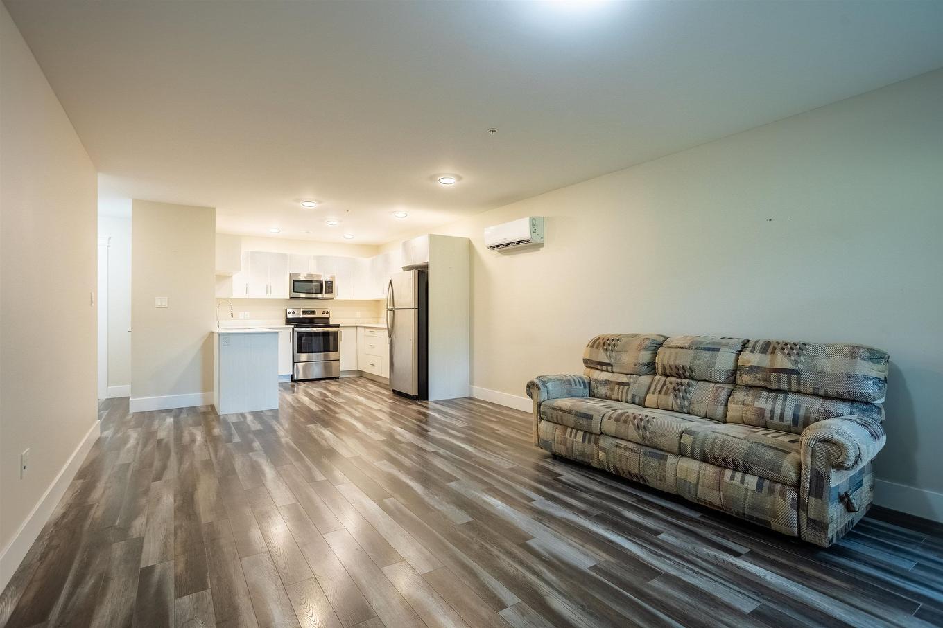 105 29 Stratford Road, Stratford, PE - Indoor