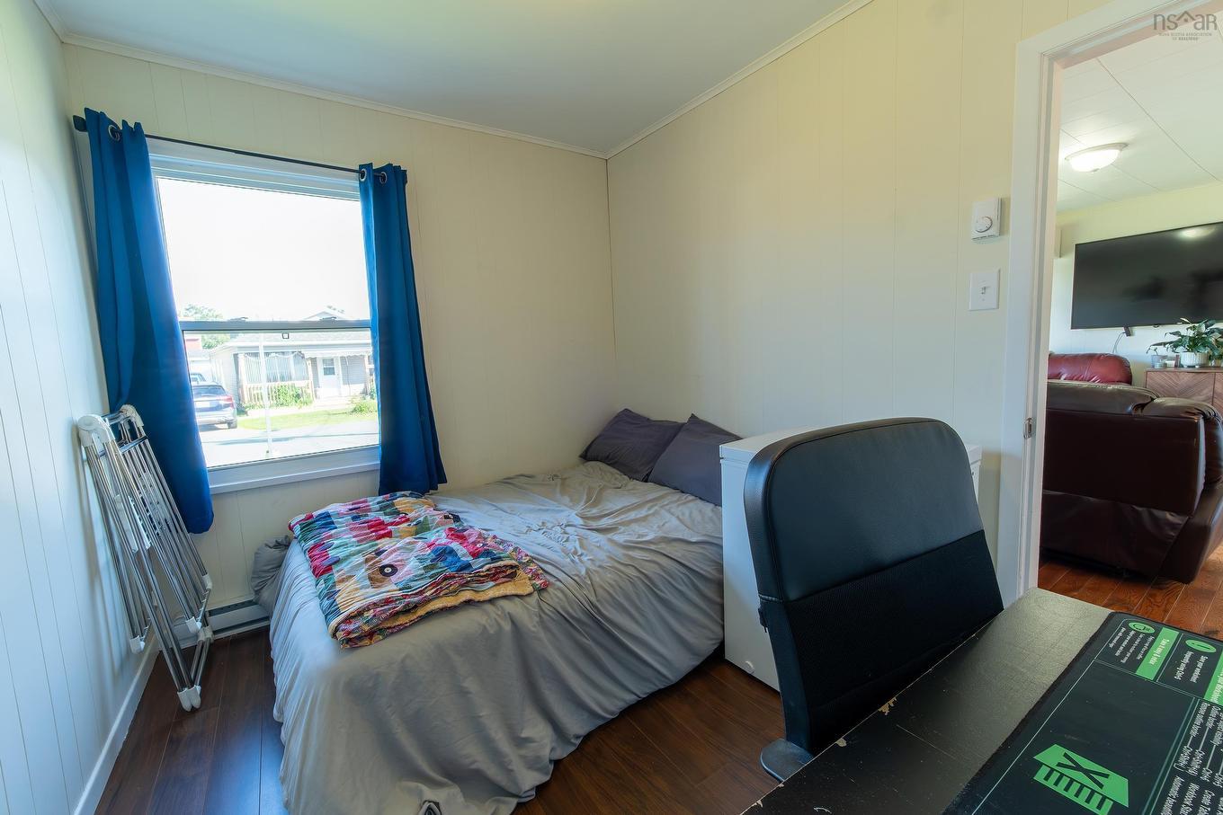 5 Edgewood Avenue, Amherst, NS - Indoor Photo Showing Bedroom